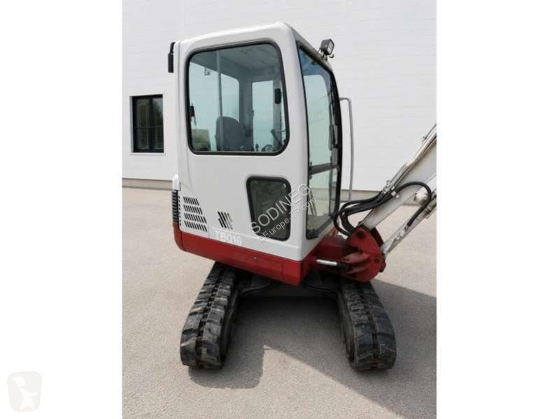 Lopatový nakládač Takeuchi