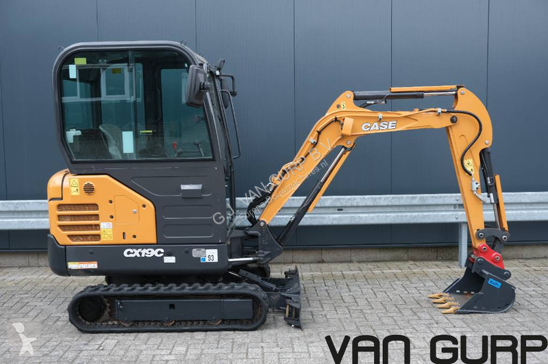 Lopatový nakládač Case CX 19 C | 2022 | 440std...