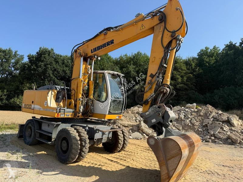 جرافة Liebherr A900C