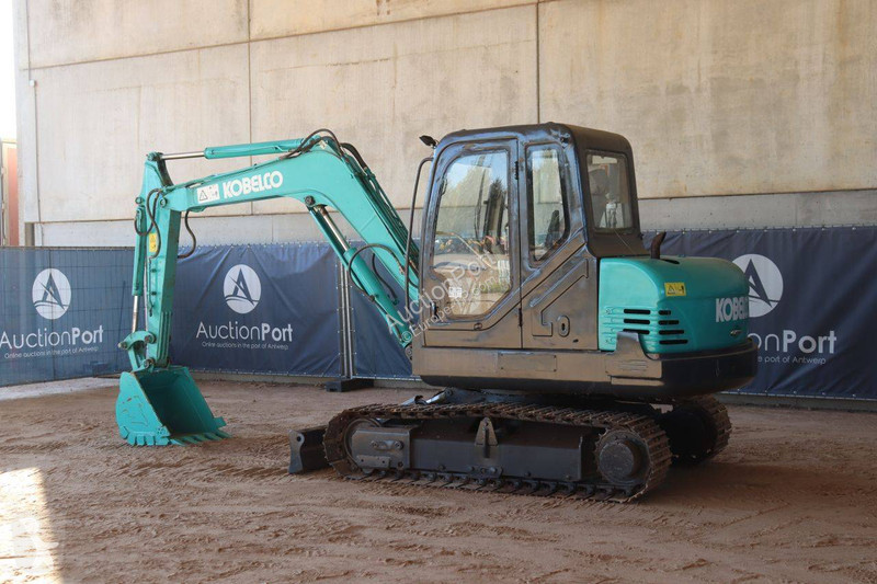 Excavator Kobelco C