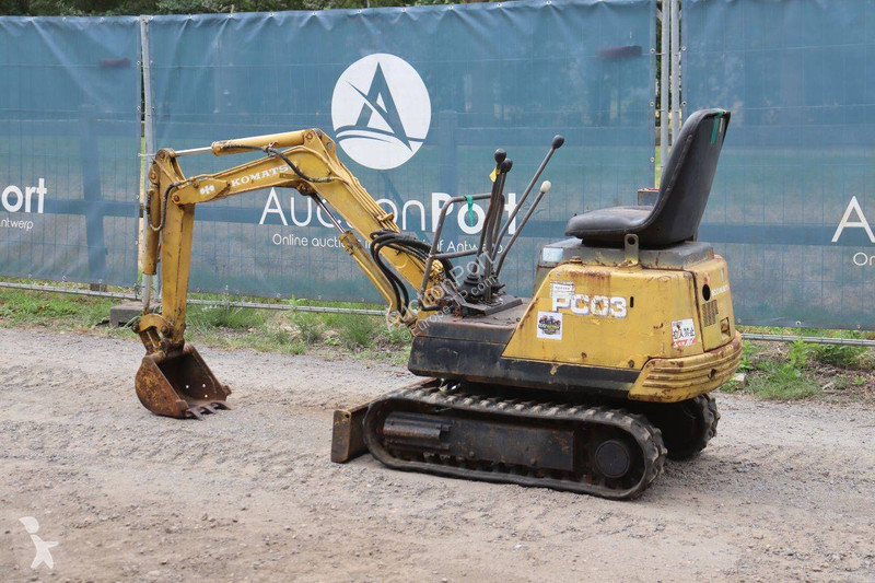 Excavator Komatsu PC03