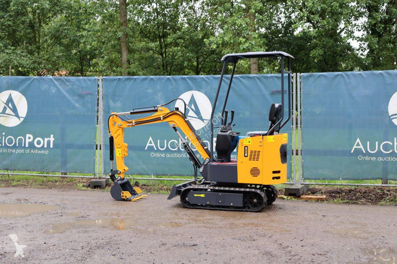 Excavator  HT10