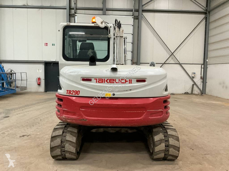 Экскаватор Takeuchi
