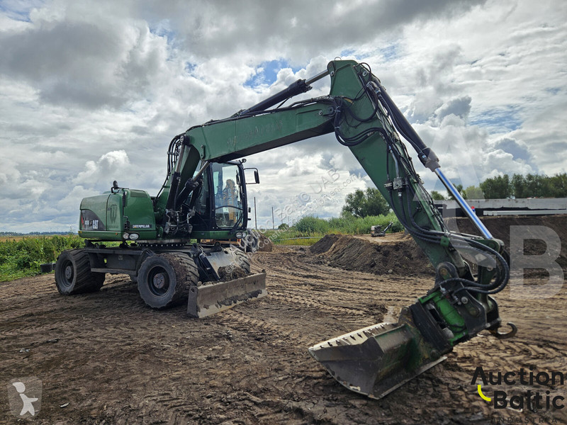 Caterpillar D excavator