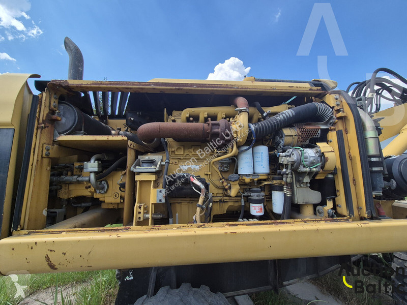 Excavator Caterpillar C