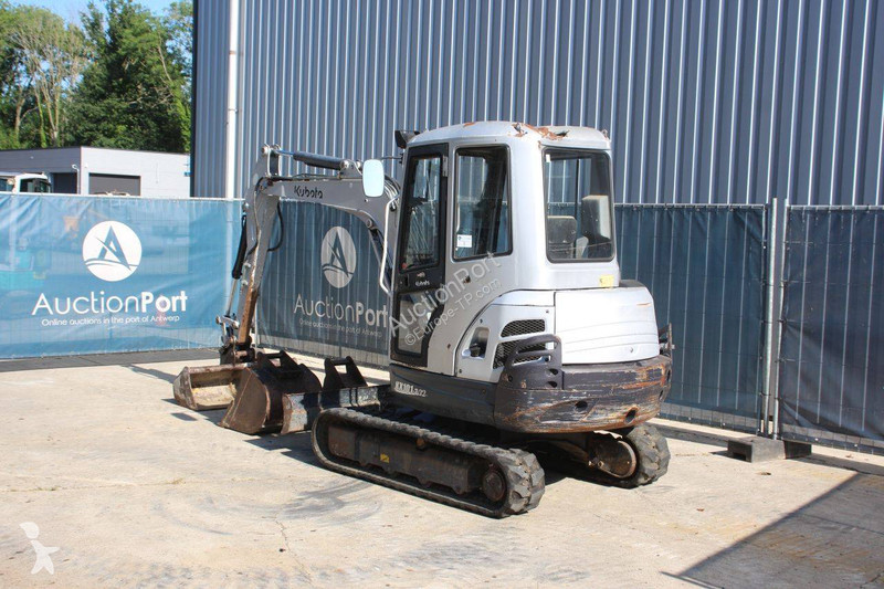 Excavadora Kubota α2