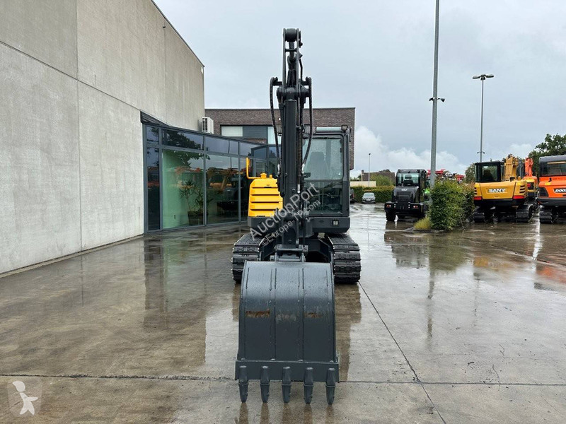 Excavadora Volvo EC60C
