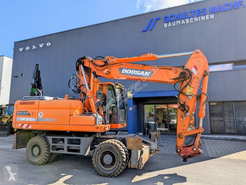 Pelle Doosan
