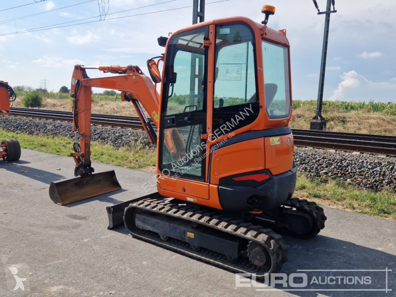 Багер Kubota U274