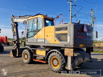 Excavadora de ruedas Volvo