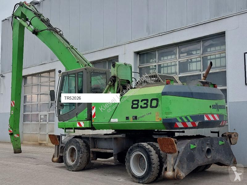جرافة Sennebogen 830