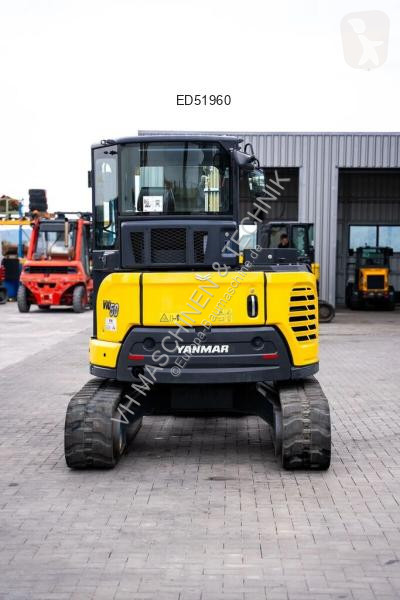 جرافة Yanmar 6A