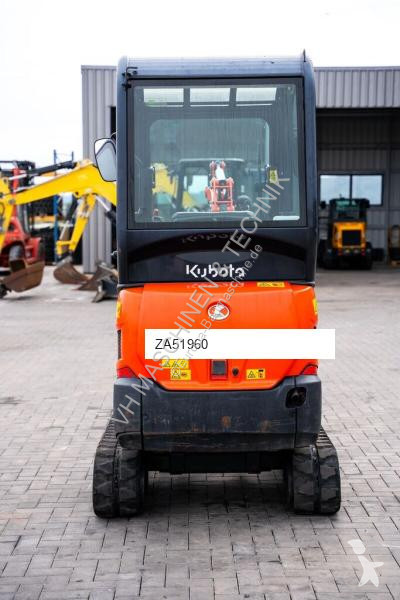 Багер Kubota
