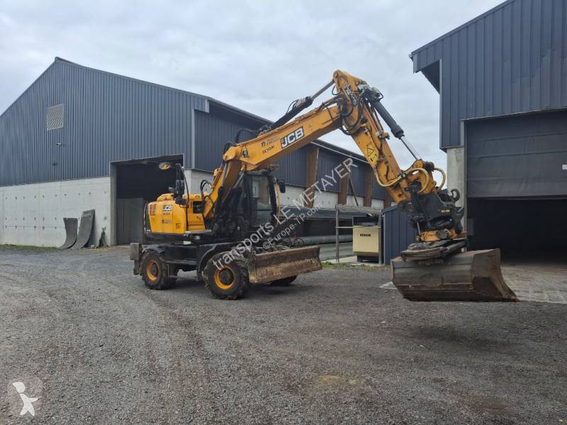 Pelle JCB