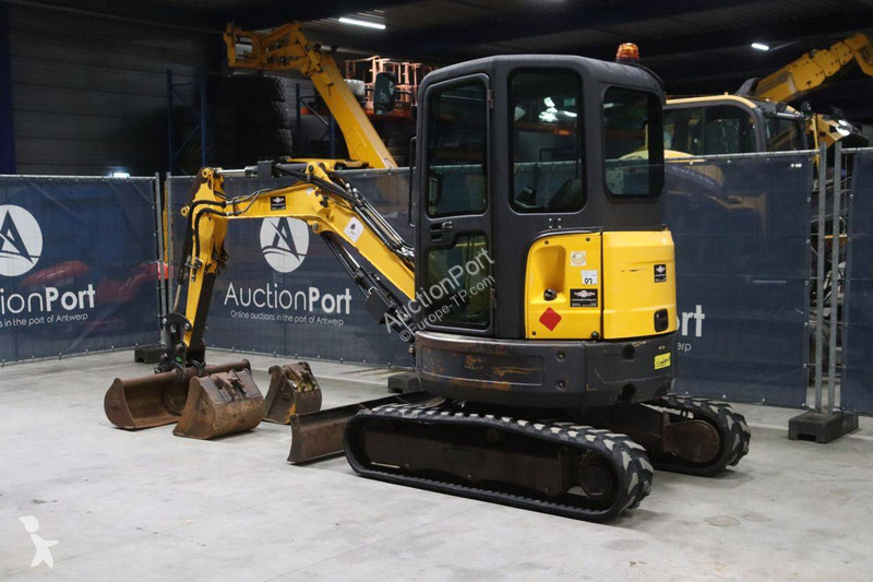 Багер Bobcat