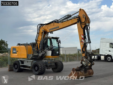 Колесен багер Liebherr