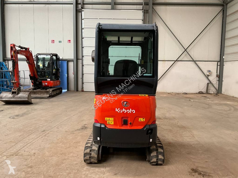 Багер Kubota KX 018-4
