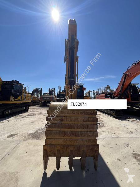 Excavadora Caterpillar
