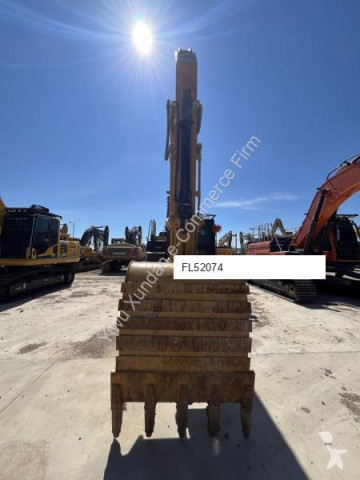 Pelle sur chenilles Caterpillar