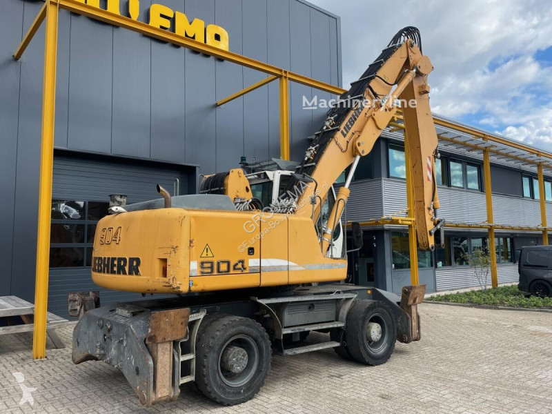 Graafmachine Liebherr A904C Li