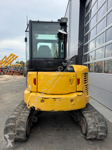 Багер Komatsu PC55MR-5