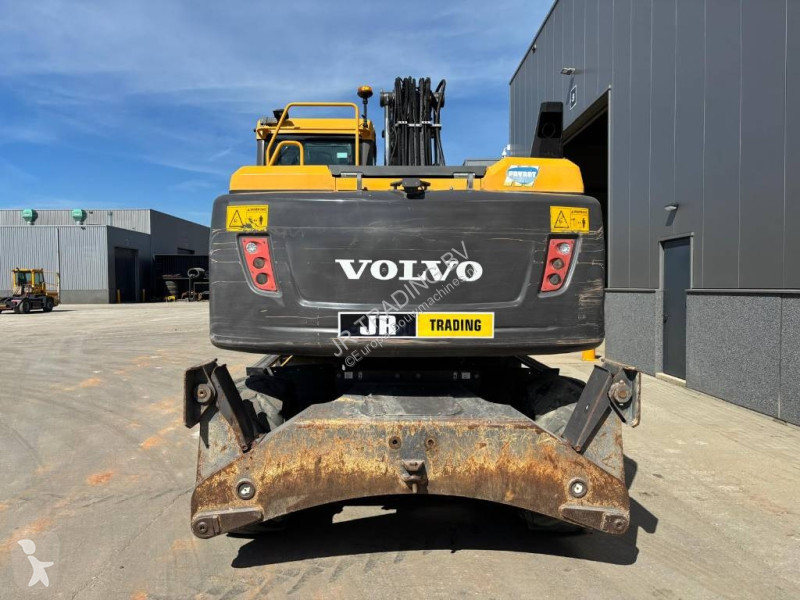 Graafmachine Volvo (Two Buckets)