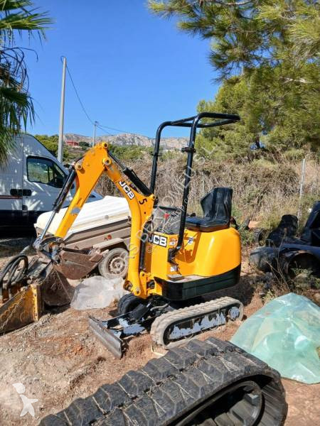 Екскаватор JCB COMPACT EXCAVATOR