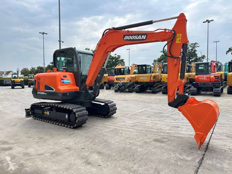 Excavadora Doosan 9C