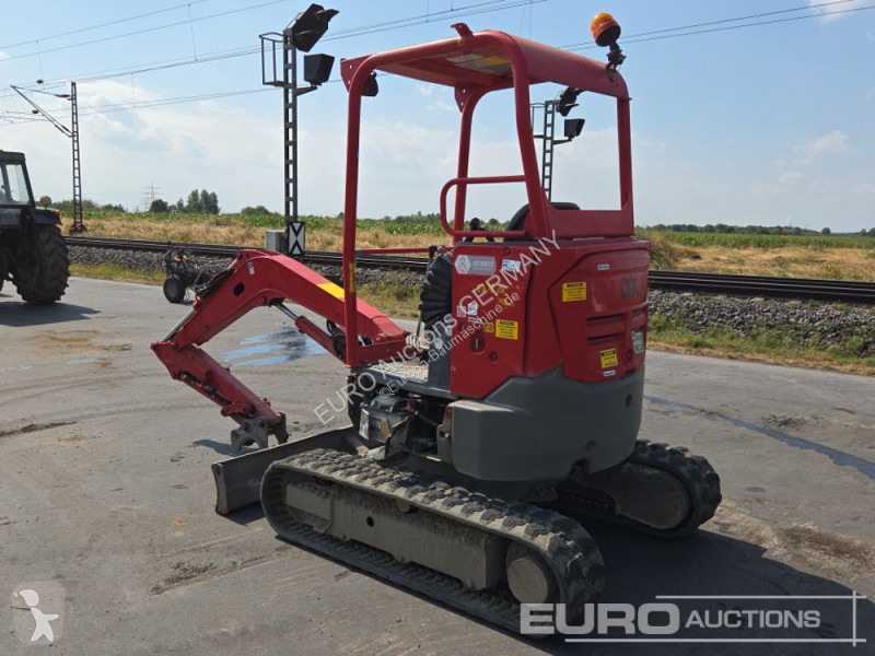 Graafmachine Volvo ECR25D