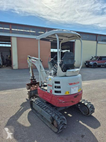 Екскаватор Takeuchi  TB 215