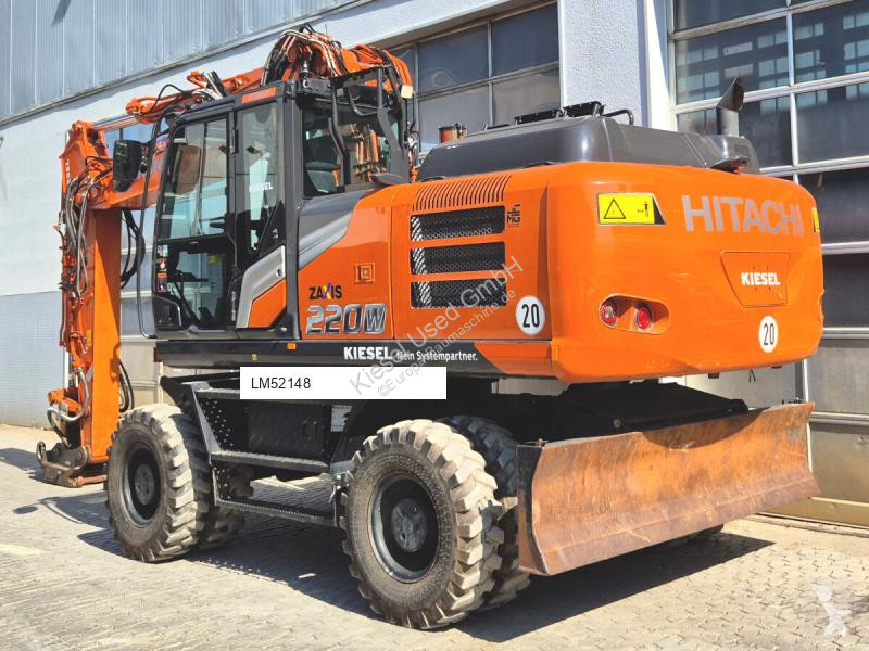 Екскаватор Hitachi ZX220W-7