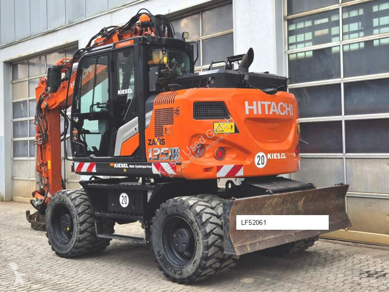 Екскаватор Hitachi ZX135W-7