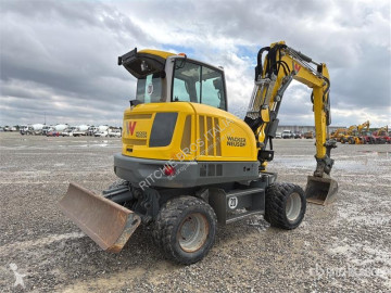 Excavadora de ruedas Wacker Neuson