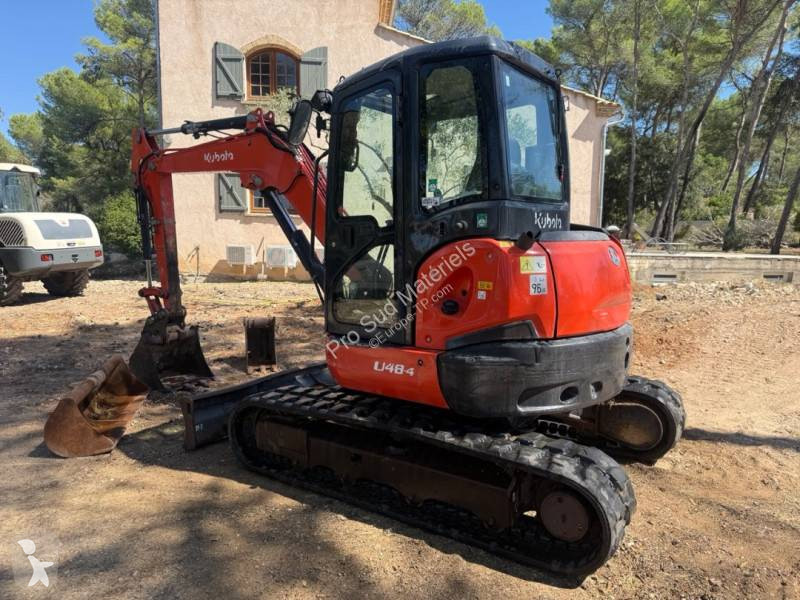 Екскаватор Kubota