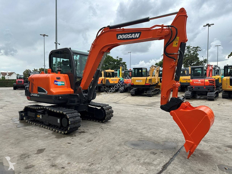 Escavadora Doosan 9C