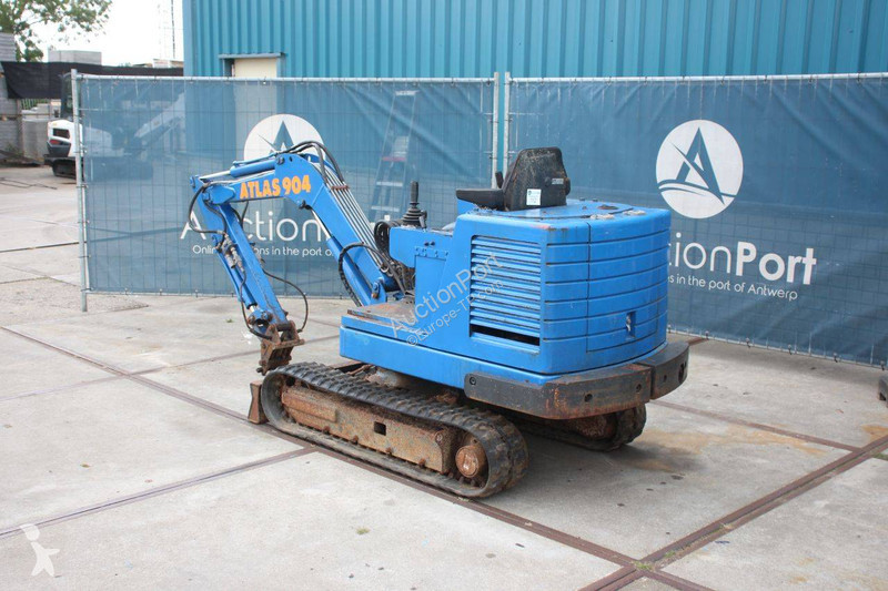Atlas 904 excavator