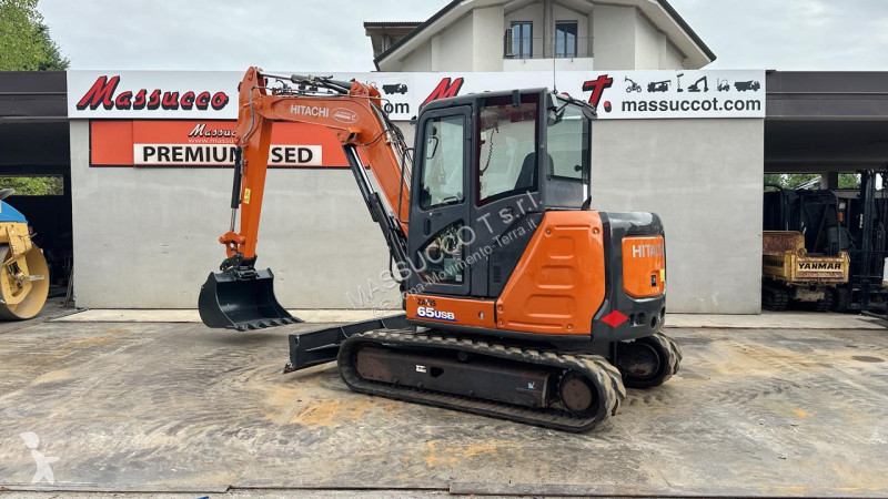 Екскаватор Hitachi ZX65USB-5 CLR