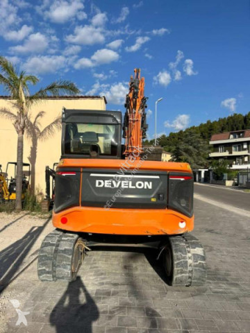 Develon DX85R-7