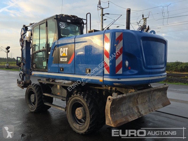 Kotrógép Caterpillar M320F