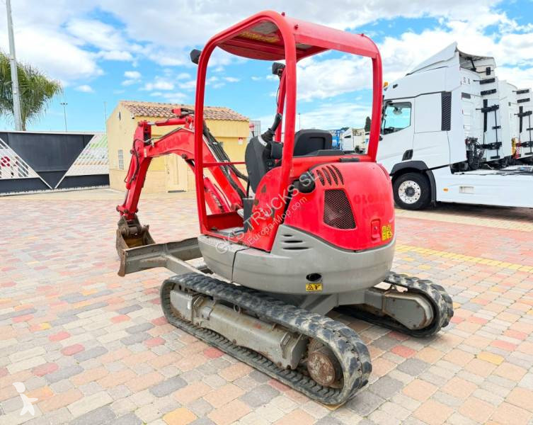 Экскаватор JCB
