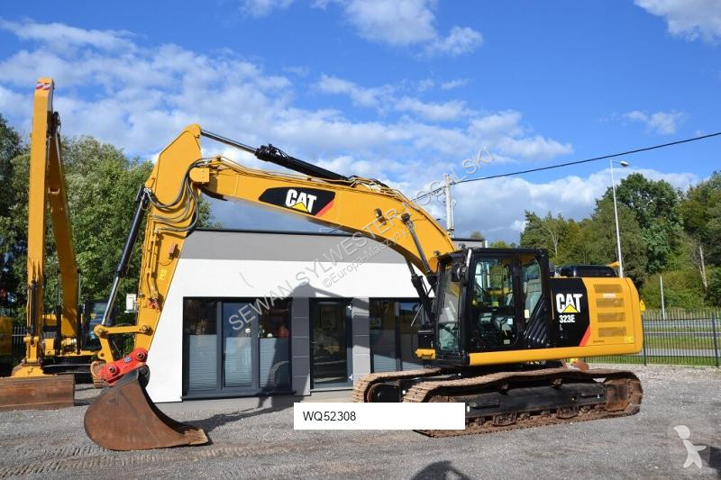 Escavadora Caterpillar 323E