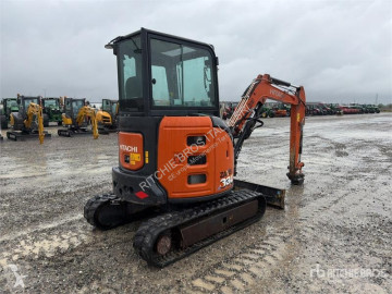 Mini-escavadora Hitachi