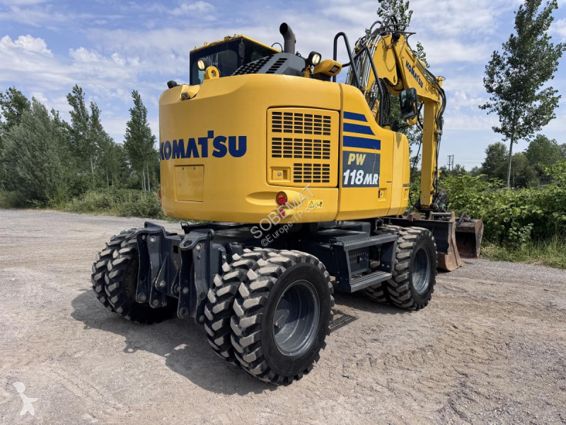 Escavadora Komatsu  PW118MR-11