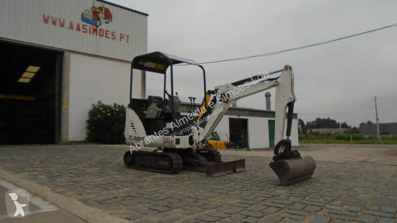 جرافة Bobcat