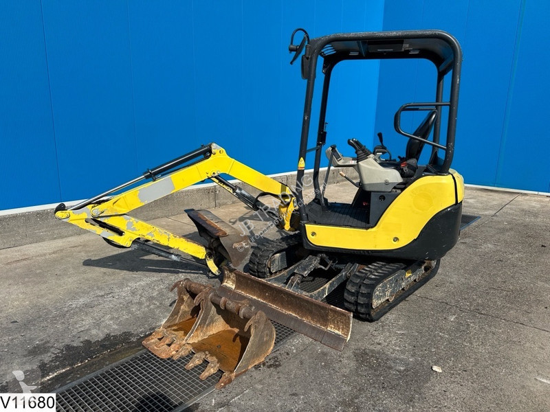 Skovel Yanmar 3350 hr, 2015, 9,5 kW