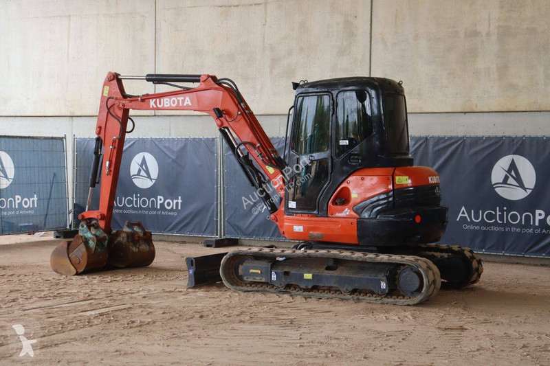 Excavadora Kubota SZ