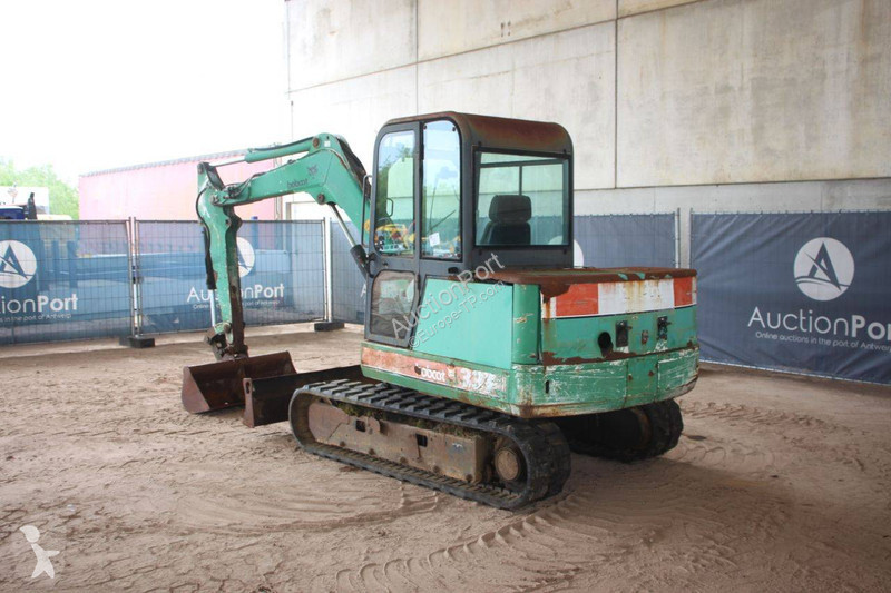 جرافة Bobcat