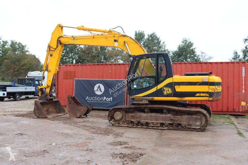 جرافة JCB