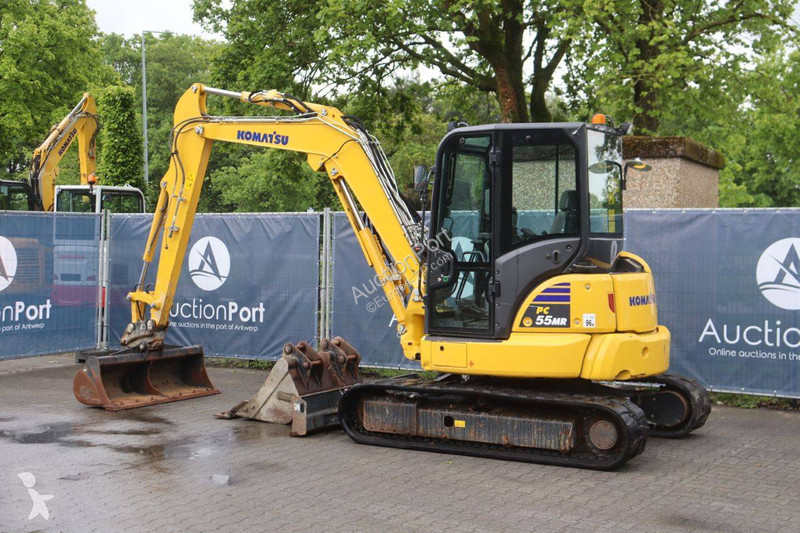 Excavadora Komatsu PC55MR-5E0