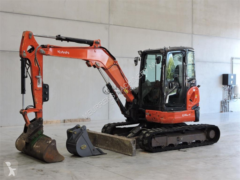 جرافة Kubota U48-4
